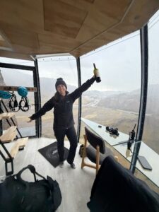 Opening a bottle of wine in the Ovo pods